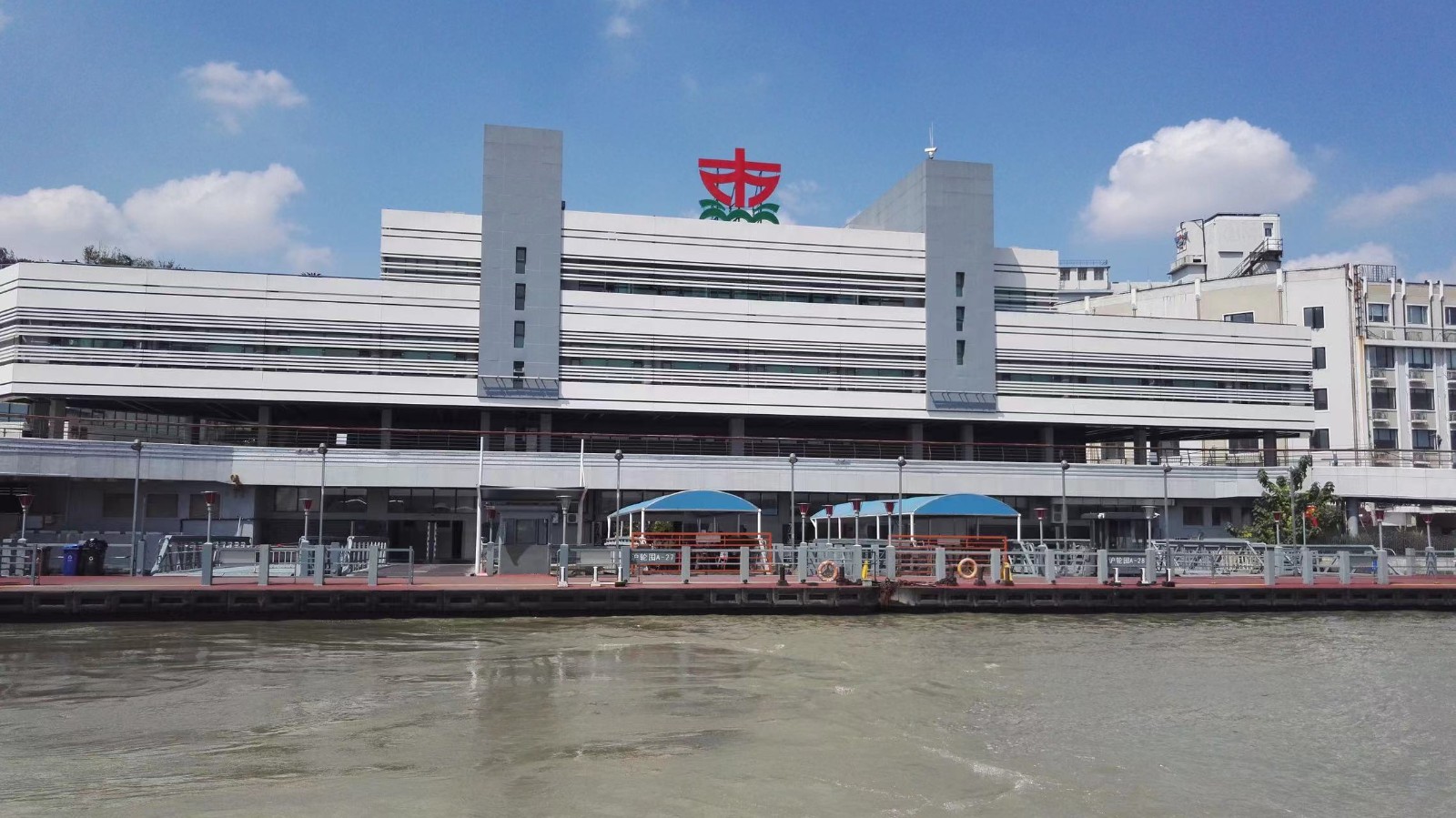 陆家浜路渡口.jpg